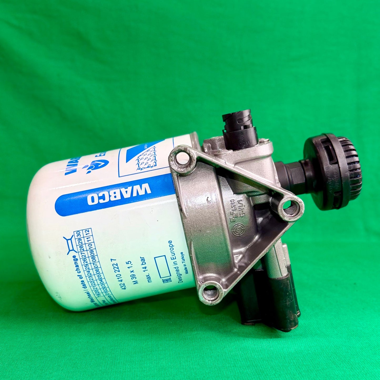 Air dryer